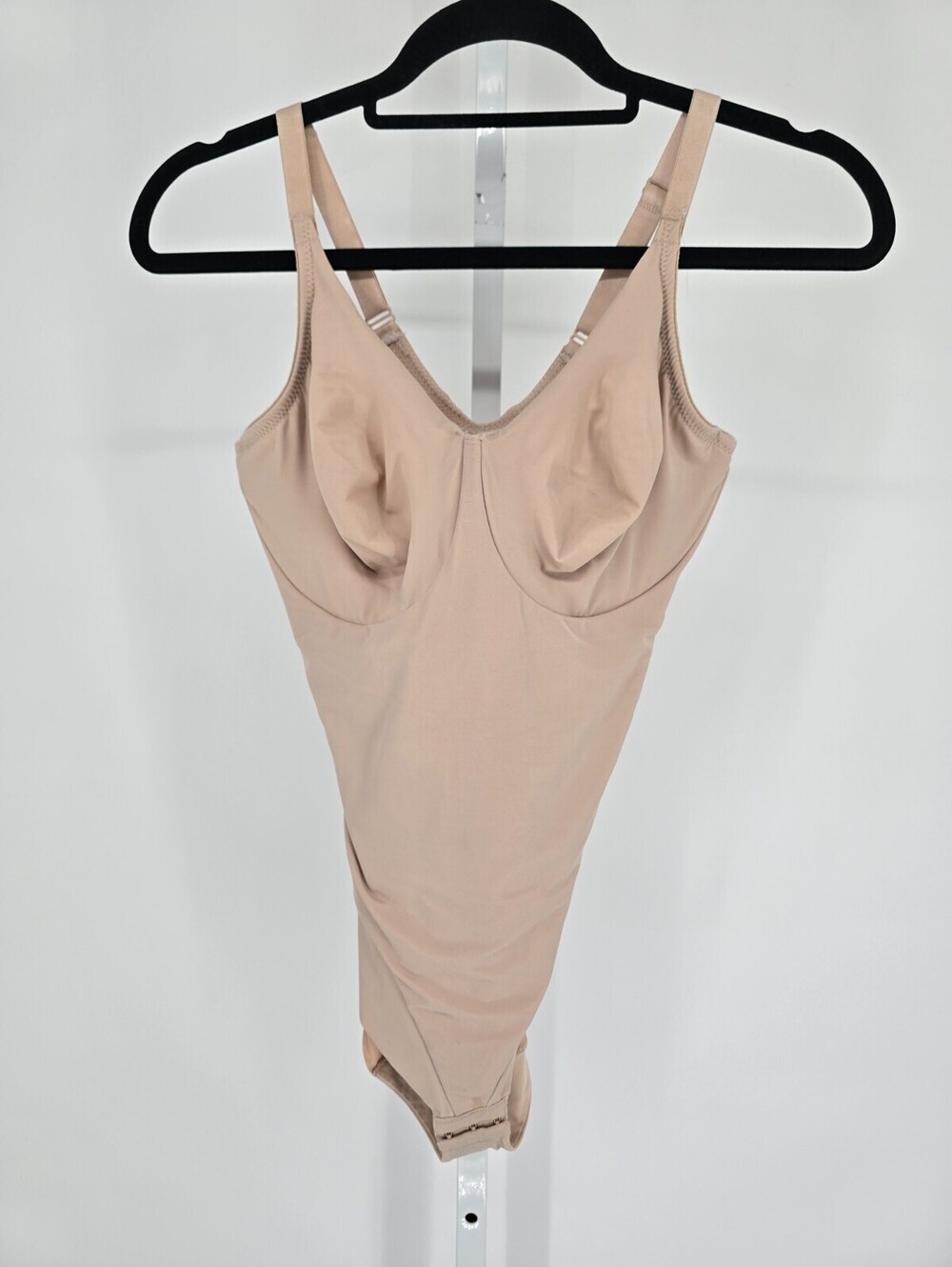 Miraclesuit Womens Sz 38D Bodysuit Shaper Beige